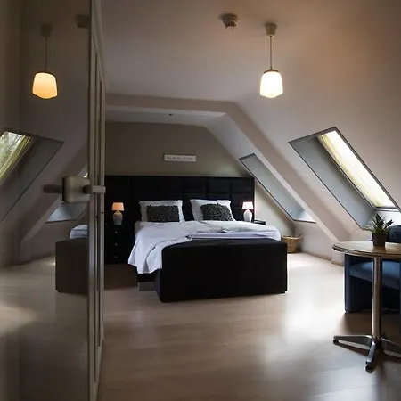 De Cantarel Hotel 2*